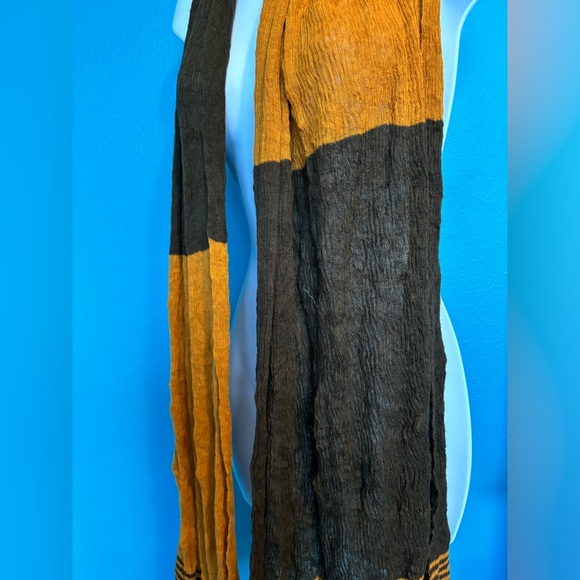 Scarf in light brown and dark brown - Picture 3 of 4